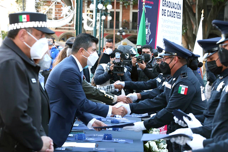 Impulsa Eduardo Rivera Pérez profesionalización y fortalecimiento de la policía municipal