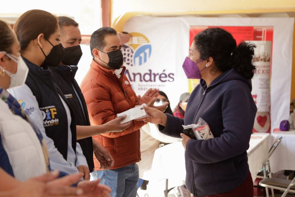 Realizan última jornada de proximidad del año en el zócalo de San Andrés Cholula