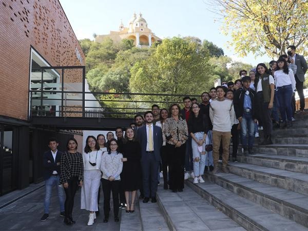 A cuatro semanas de operaciones, atiende CIEN a 982 usuarios y visitantes