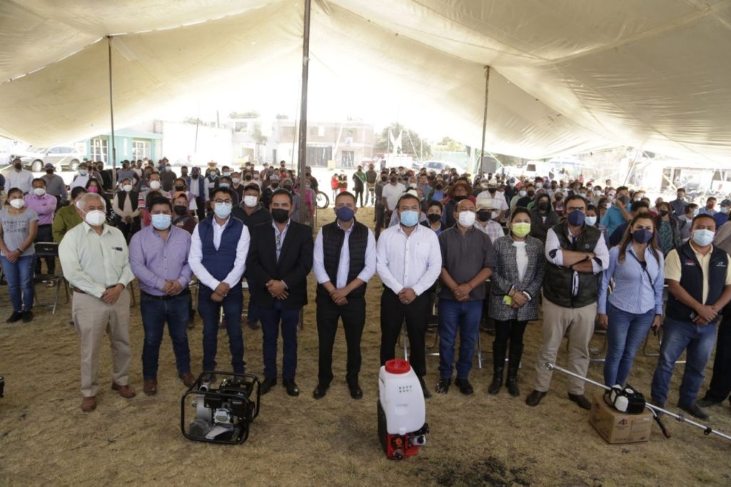 Productores sanandreseños reciben maquinaria agropecuaria