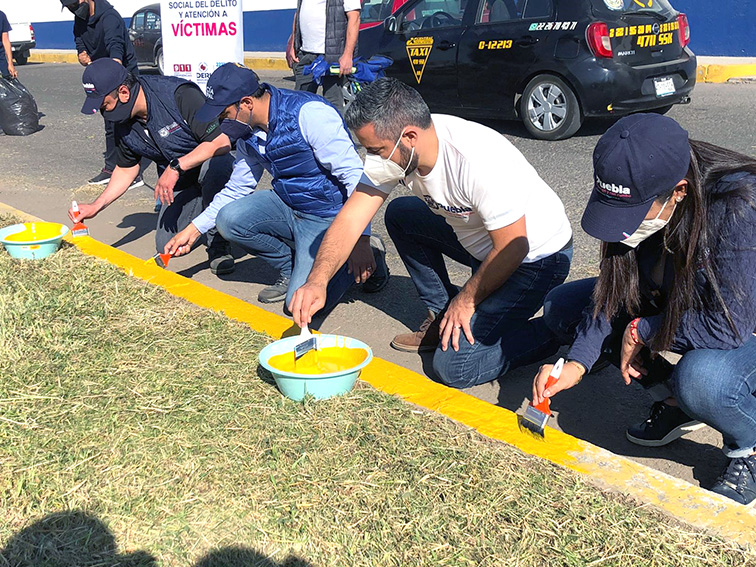 Cadetes se suman a jornadas de proximidad organizadas por el ayuntamiento en Bosques de San Sebastián