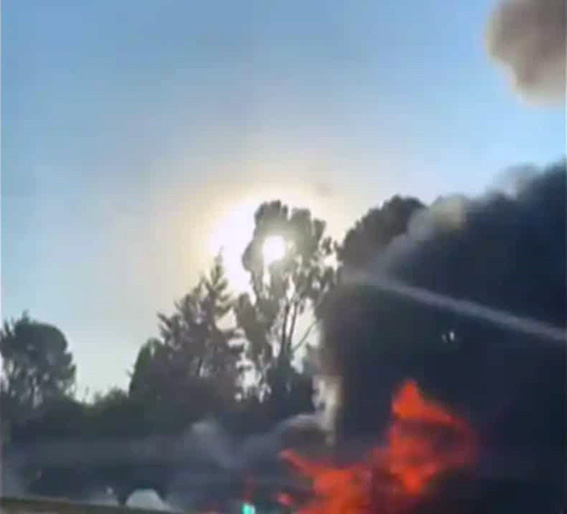 Choque entre camioneta de peregrinos y 2 tráileres en la México-Puebla; hay 15 heridos