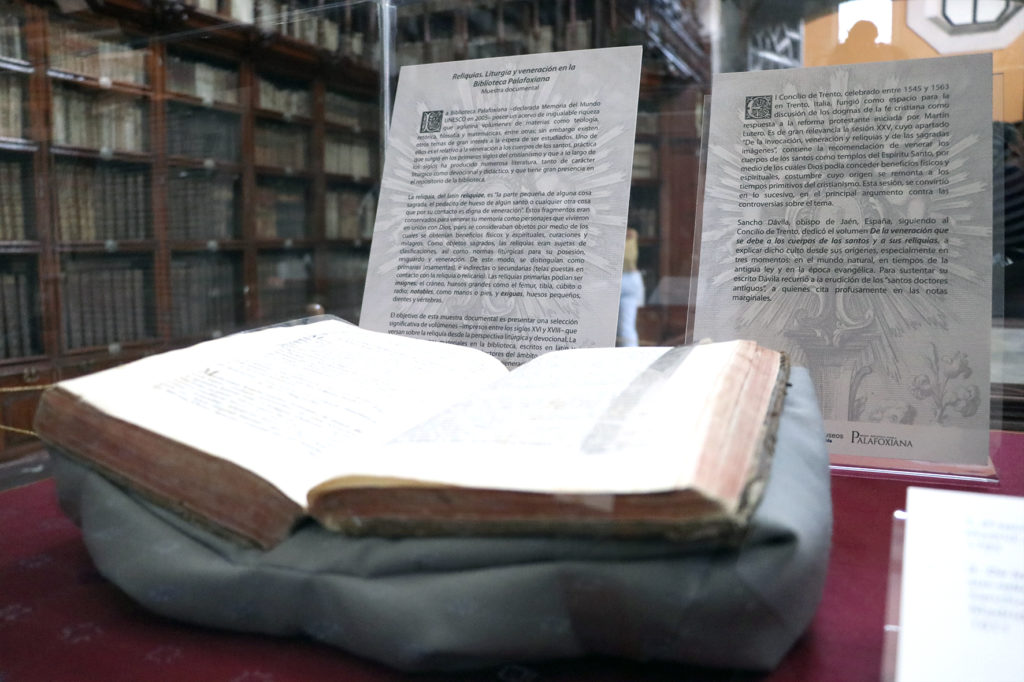 Inaugura Cultura exposición de reliquias litúrgicas de los siglos XVII y XVIII