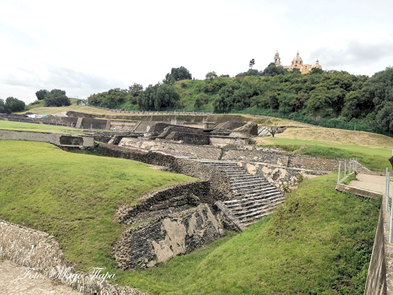 Barrios y Sistema de Cargos de San Pedro Cholula