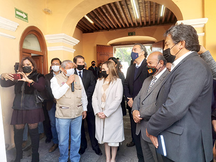 Develaron placa por 100 años de ser municipio San Pedro Cholula