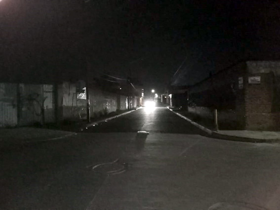 Salón social, deja sin luz a vecinos de Mixquitla