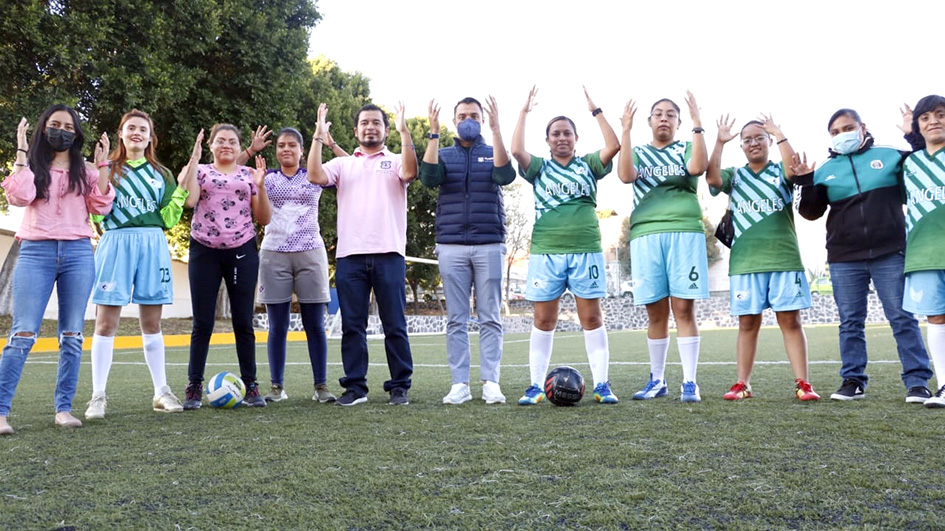Ayuntamiento de Puebla brinda espacios deportivos gratuitos a la asociación de sordos del Estado de Puebla