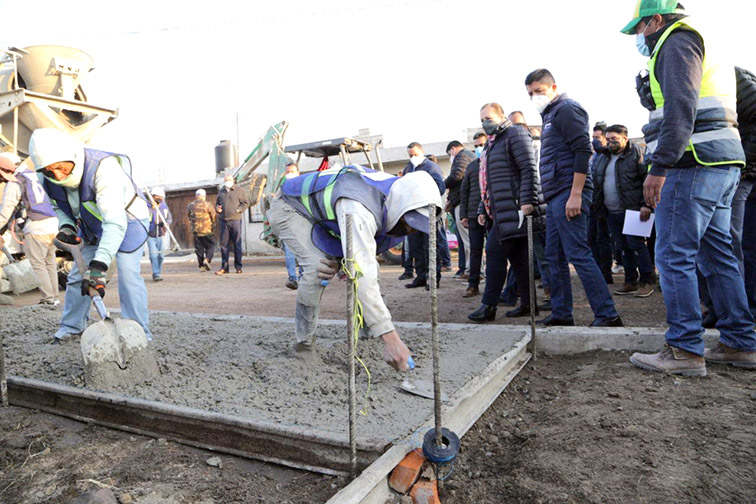 Eduardo Rivera Pérez avanza en la construcción de más calles, ahora al sur de la ciudad