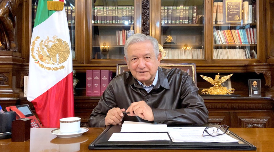 “Voy saliendo del covid. Ya no tengo síntomas”, anuncia AMLO en video