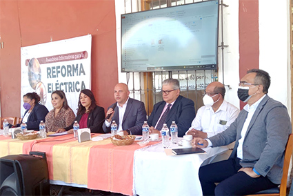 Asamblea informativa sobre la reforma eléctrica en San Pedro Cholula