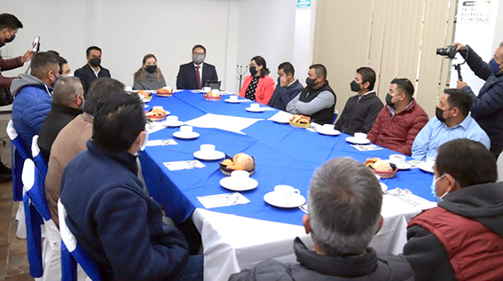 Gobierno de Cholula realiza reunión con autoridades electas de las 13 juntas auxiliares