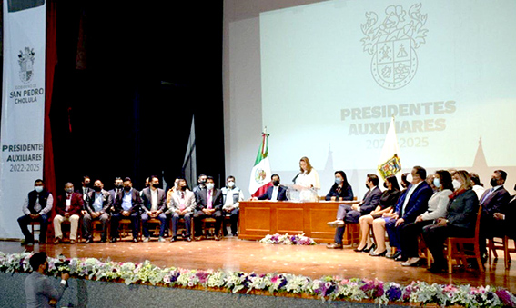 Rinden protesta los presidentes de las 13 juntas auxiliares de San Pedro Cholula