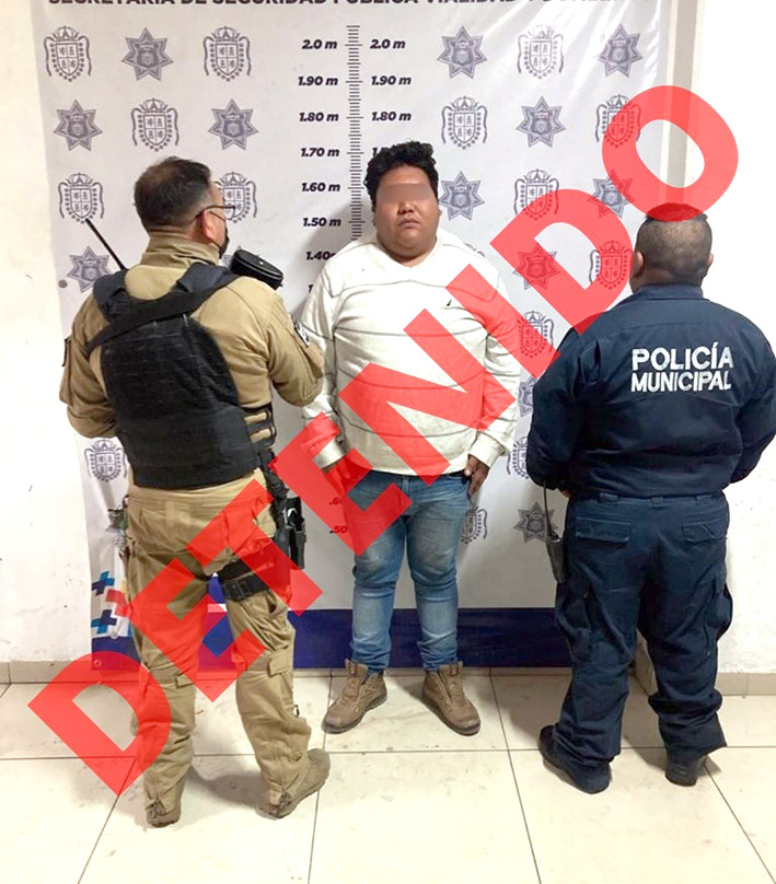 Asalta “Oxxo” son detenidos
