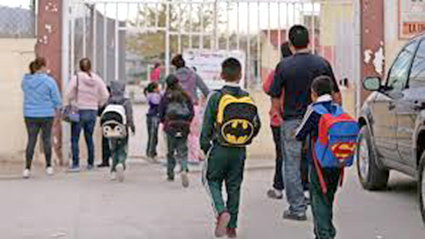 El lunes, vacaciones escolares