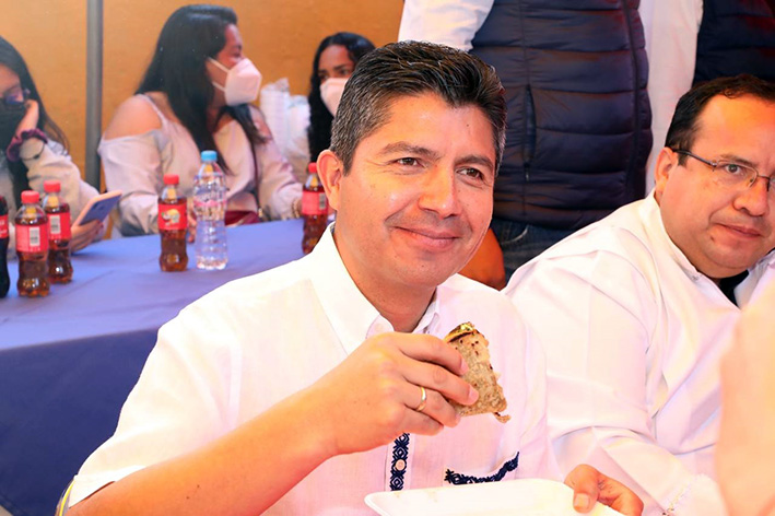 Puebla capital celebra el Festival de la Gordita en La Resurrección