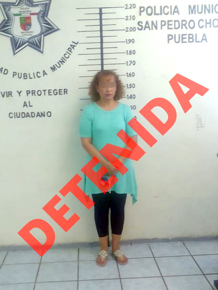 Presunta defraudadora detenida en sucursal bancaria