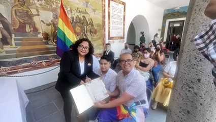 Bodas igualitarias, por Día Mundial contra la homofobia