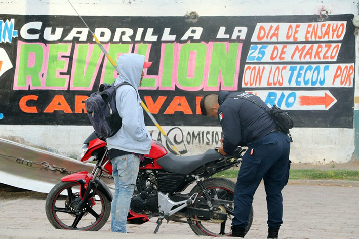 En marcha operativo de revisión de motocicletas
