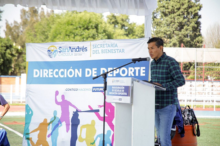 Inaugura comuna las escuelas de iniciación deportiva en el complejo Quetzalcóatl
