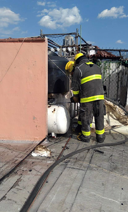 Incendio en la colonia Gobernadores