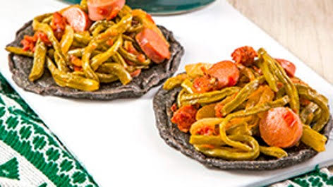 Nopales guisados con chorizo