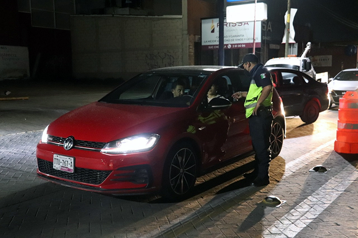 Por alcoholímetro detenidos 36 conductores