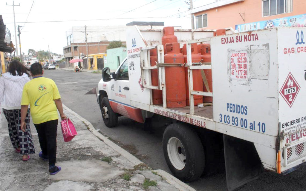 Hay canciones que me gustan y que tengo que guardar, …