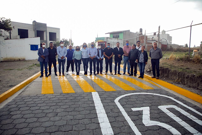 San Francisco Acatepec, San Antonio Cacalotepec y Emiliano Zapata, reciben obras