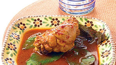 Tradicionales mixiotes de pollo
