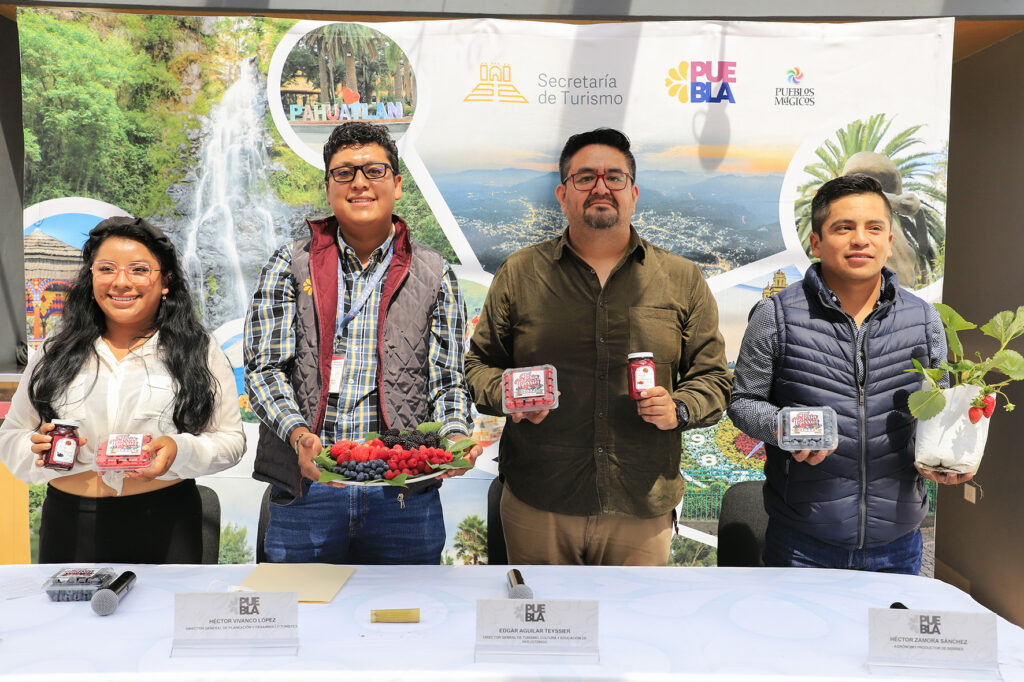 Invita Turismo a “Feria de las Berries” en Huejotzingo