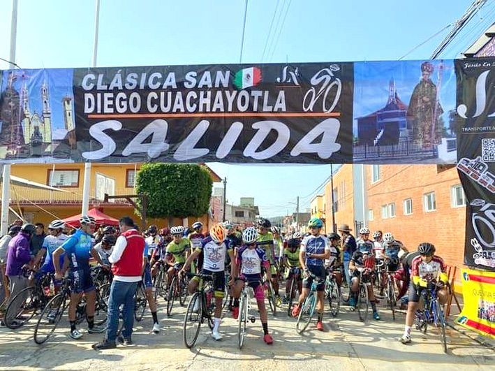Mujeres destacan en la 6ta Clásica Elite de Cuachayotla