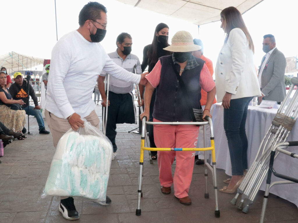Lleva SEDIF servicios de salud médica y psicológica a Huejotzingo   * De manera coordinada, la Unidad de Asistencia Social y Salud y el ayuntamiento beneficiaron a 332 habitantes 