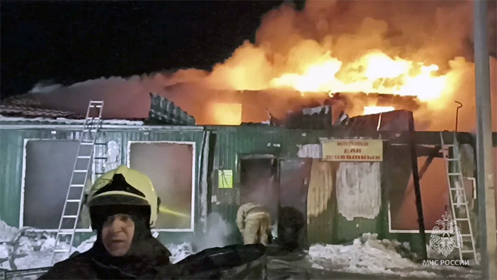 Sube cifra de muertos tras incendio en asilo ruso