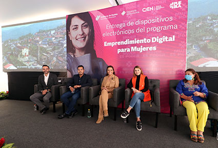 Programa estatal de Emprendimiento Digital beneficia a más de mil poblanas