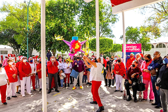 SMDIF celebra cierre de año con usuarias y usuarios de diversos programas