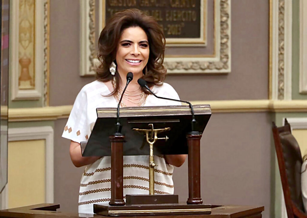Puebla se mantiene fuerte y competitiva: Olivia Salomón