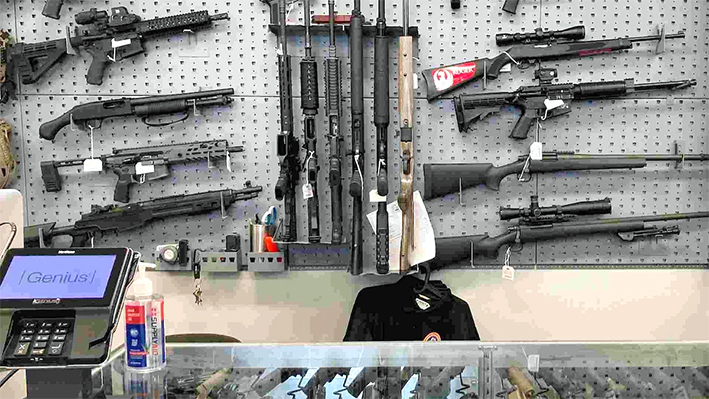 Biden insta a legislar pronto la prohibición de armas