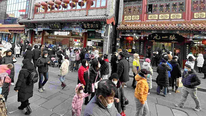 Población China se reduce por primera vez en 60 años