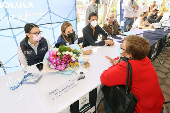 En Manantiales Paola Angon, reinicia “Cholula Va por Todos”