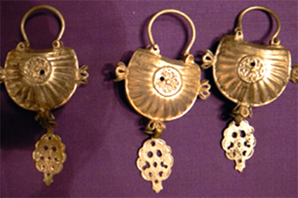 El origen de los aretes