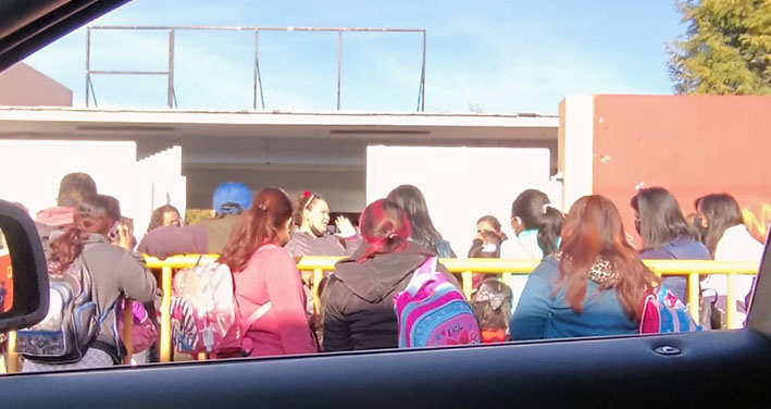 Suspenden clases por falta de agua en primaria “Miguel Hidalgo”