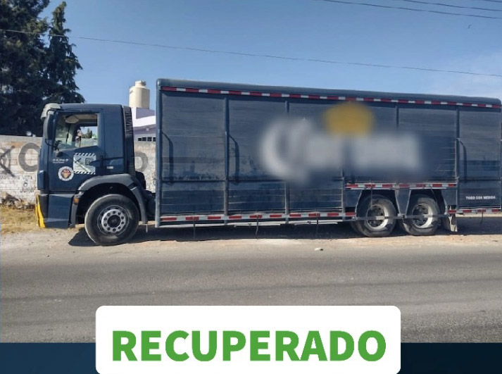 Policía municipal recupera vehículo de carga