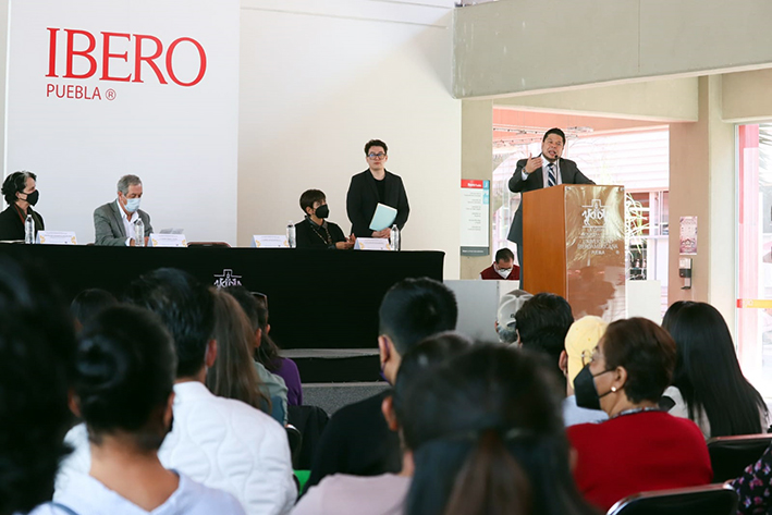 Capacitan Secretaría de Trabajo y Universidad Iberoamericana a cooperativas