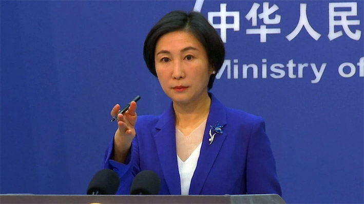 China dice a EUA que defenderá con firmeza sus intereses