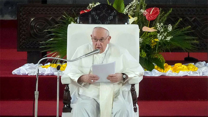 Francisco pide a obispos del Congo lograr reconciliación