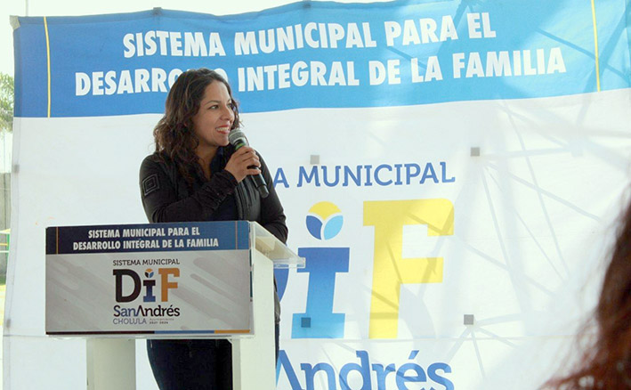 Encabeza Lupita Cuautle “Padres y Madres Construyendo el Futuro”