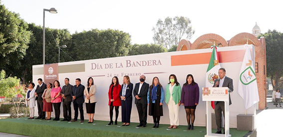 Llama Mundo Tlatehui a fortalecer las instituciones y valores cívicos