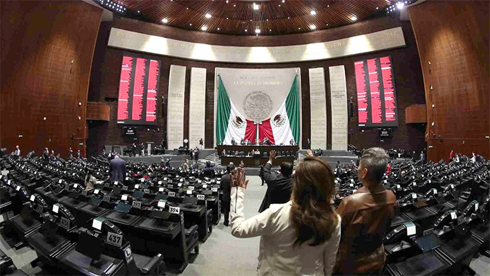 Aprueban ley que da a SEDENA vigilancia del espacio aéreo