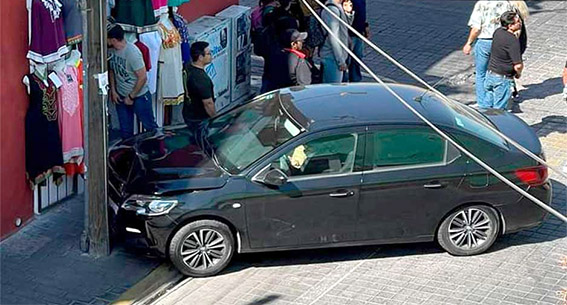 Conductor ebrio provoca choque