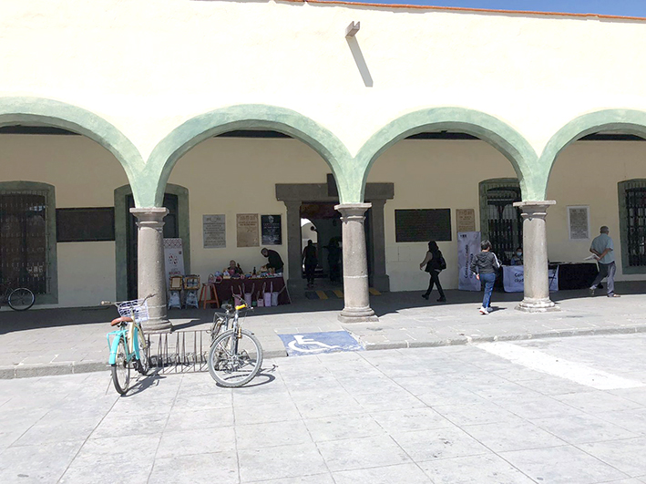 Le robaron su bici, frente a palacio municipal